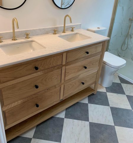 Chelmsford Oak Large Bathroom Vanity Unit | Double Undermount Basins